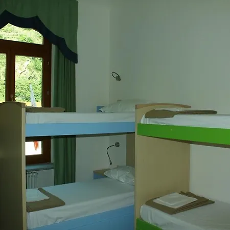 Ostello Auberge De La Gare * Hone