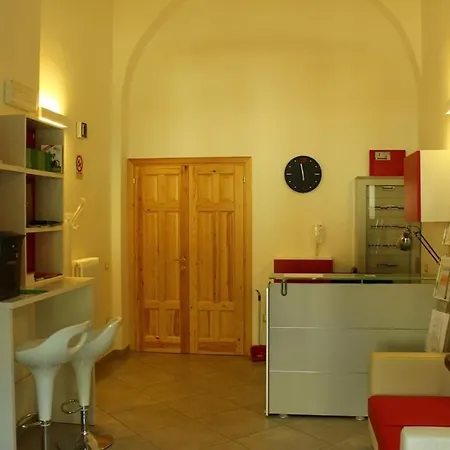 Ostello Auberge De La Gare Hostel